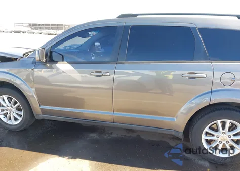 2013 Dodge Journey Sxt z USA, uszkodzony, nr VIN 3C4PDCBB2DT649889